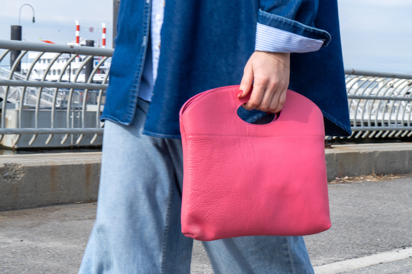 Mini sac Lilly en cuir découpé